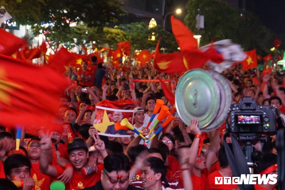 48368365_824514114559030_3161370919432093696_n 3