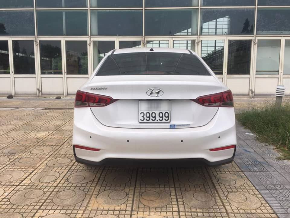 hyundai-accent 3