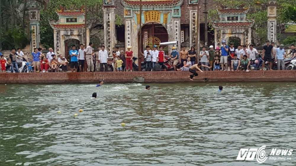 14339443_916868335123559_420746530_o