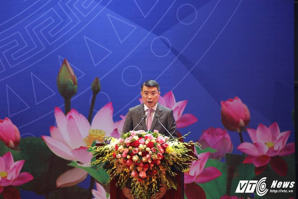 Hinh anh Truc tiep: Thu tuong doi thoai voi cong dong doanh nghiep