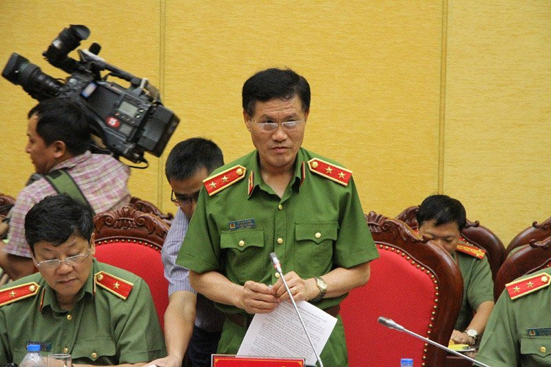 trung tuong Do Kim Tuyen 3