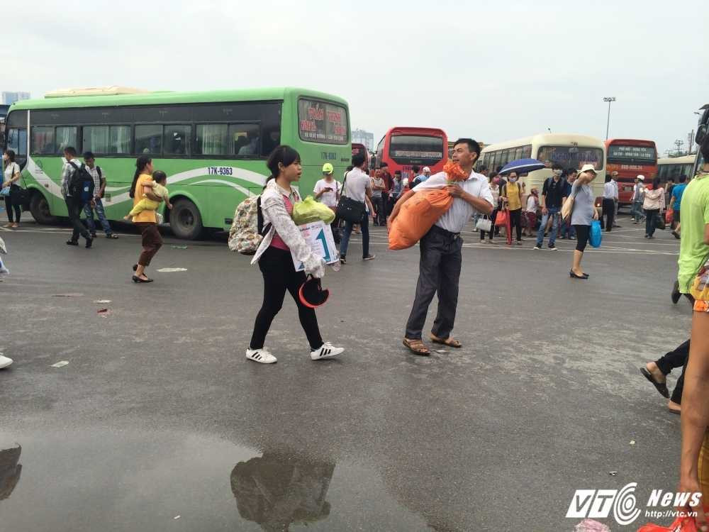 5- Toat mo hoi voi nhung tui do lon