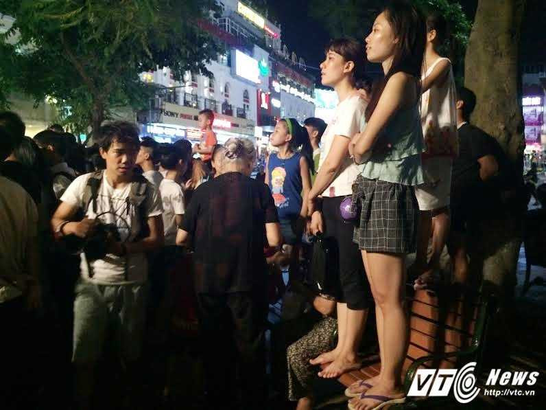 hinh anh khong dep o pho di-1