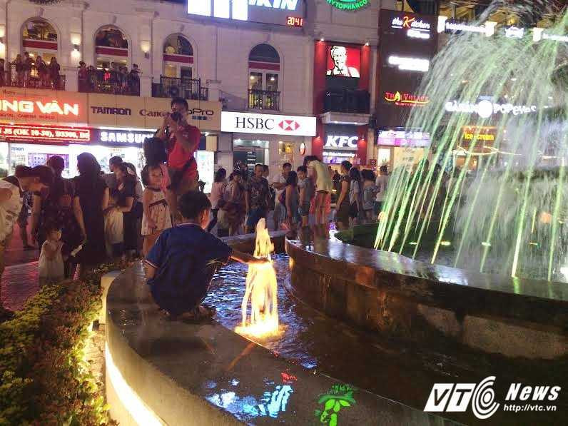 hinh anh khong dep o pho di-6