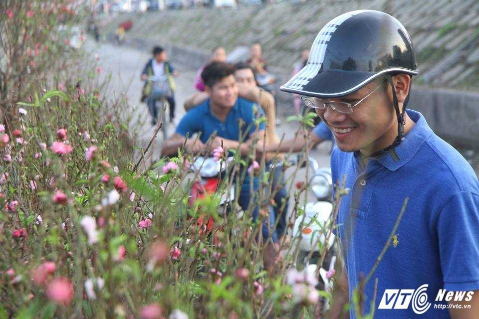 15801724_652526238253659_