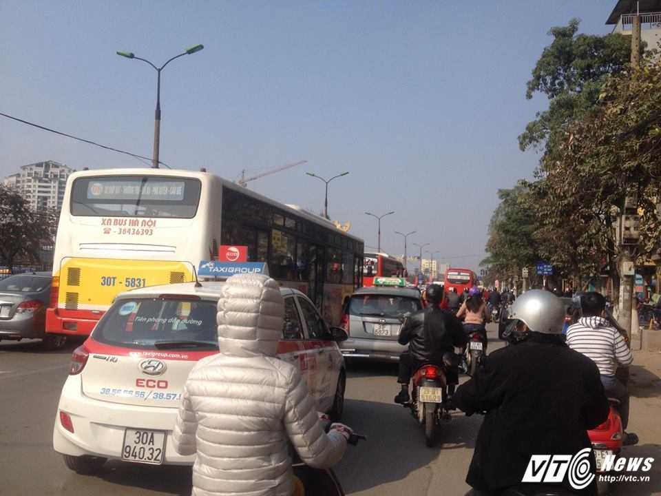 16215737_1885305625033921