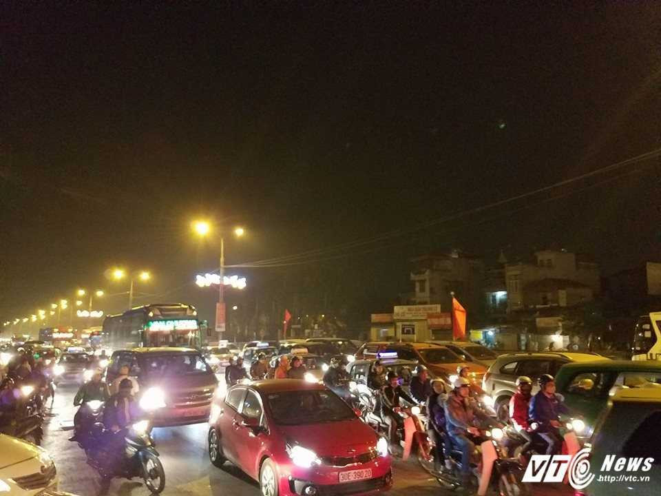 16244149_1021044577073207