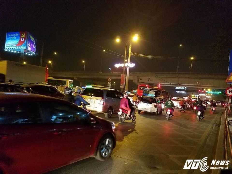 16343957_1021044577001205