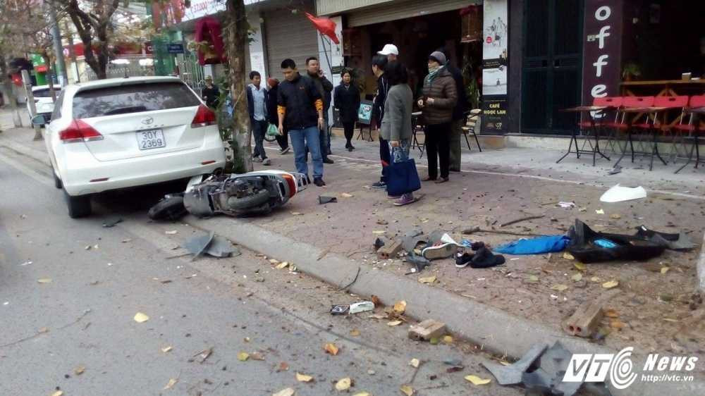 16935379_247945068989355_