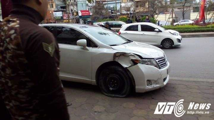 16976288_247945098989352_