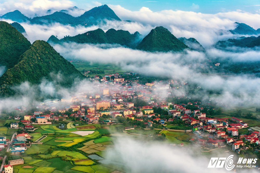 35252880663_e3802f4b46_k