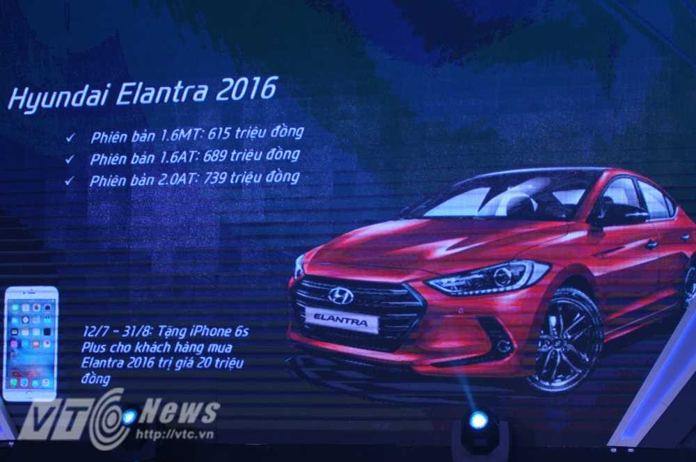 Giá bán lẻ của các phiên bản Huyndai Elantra 2016 - Ảnh: Tùng Đinh