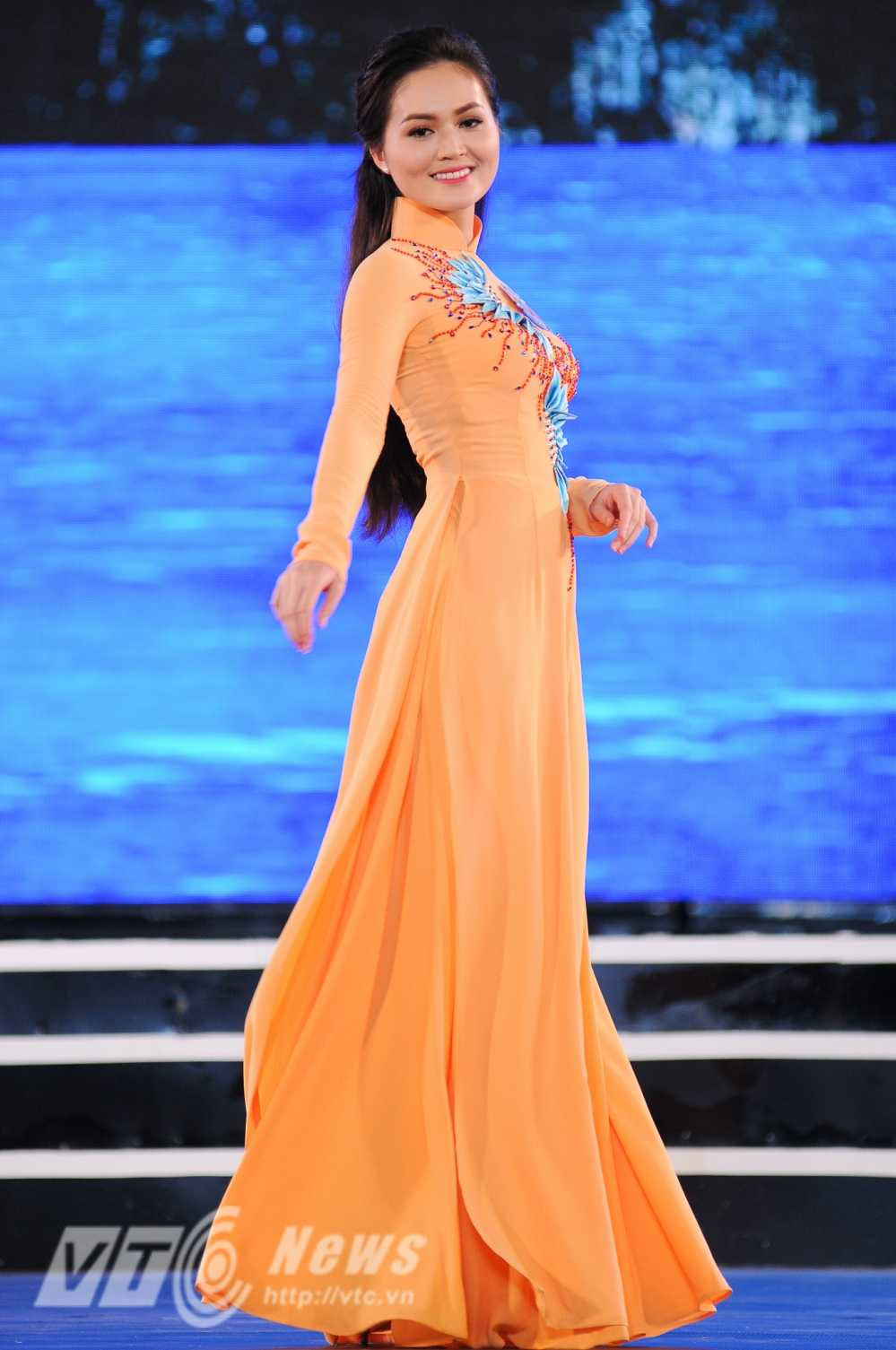 Ao dai HHVN-12