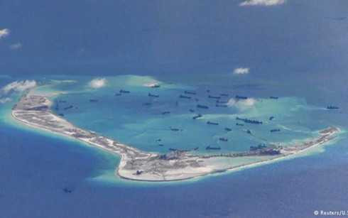 Hoạt động xây dựng, bồi lấp đảo nhân tạo trái phép của Trung Quốc ở Đá Vành Khăn thuộc quần đảo Trường Sa của Việt Nam