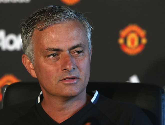 Mourinho tuyen bo khoa so ky chuyen nhuong hinh anh 1