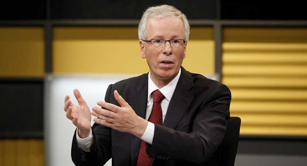 bo truong ngoai giao canada