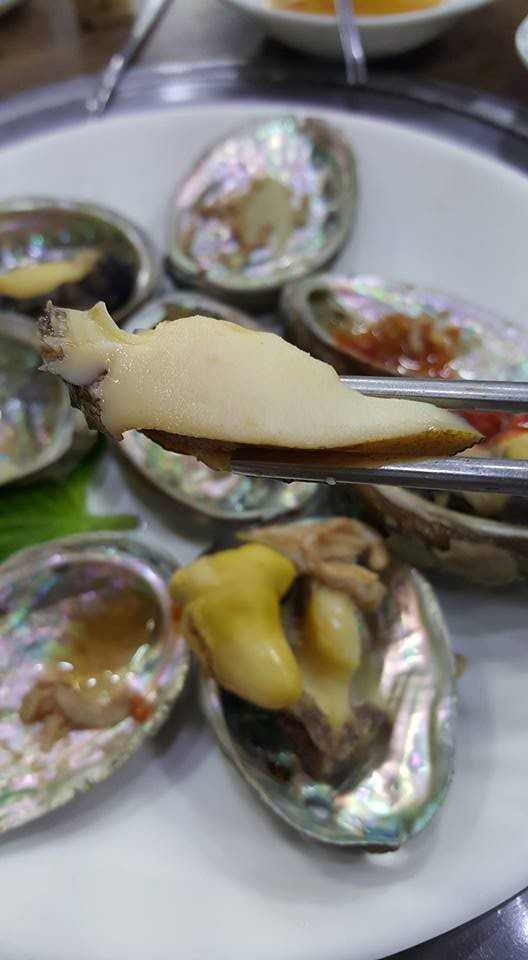 Di cho hai san lon nhat Han Quoc hinh anh 14