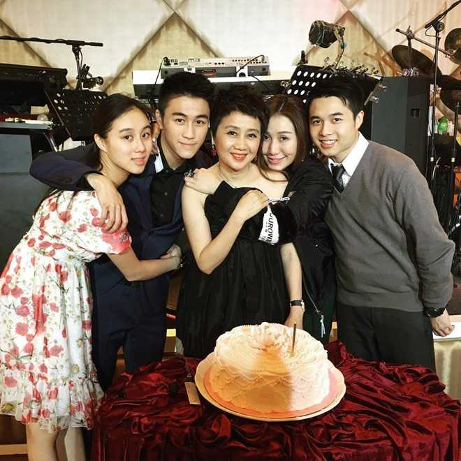 Cuoc song giau sang cua cong tu, tieu thu nha ty phu Macau hinh anh 11