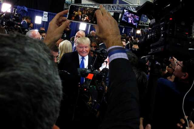 100 trieu luot nguoi xem Trump dau khau voi Clinton hinh anh 17