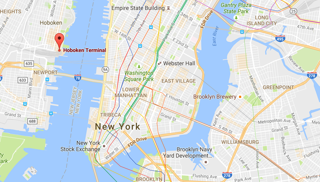 Tau dam vao nha ga gan New York, hon 100 nguoi thuong vong hinh anh 2