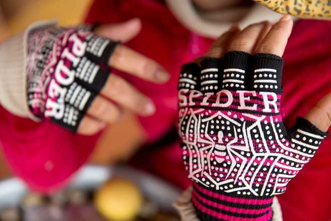 Nghe san nhen van lam dac san o Campuchia hinh anh 9