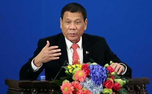 bo truong cua philippines giai thich binh luan cua duterte ve my hinh 1