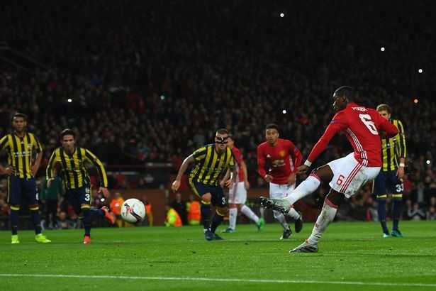 Con so thu vi sau pha chay da sieu cham cua Pogba hinh anh 2