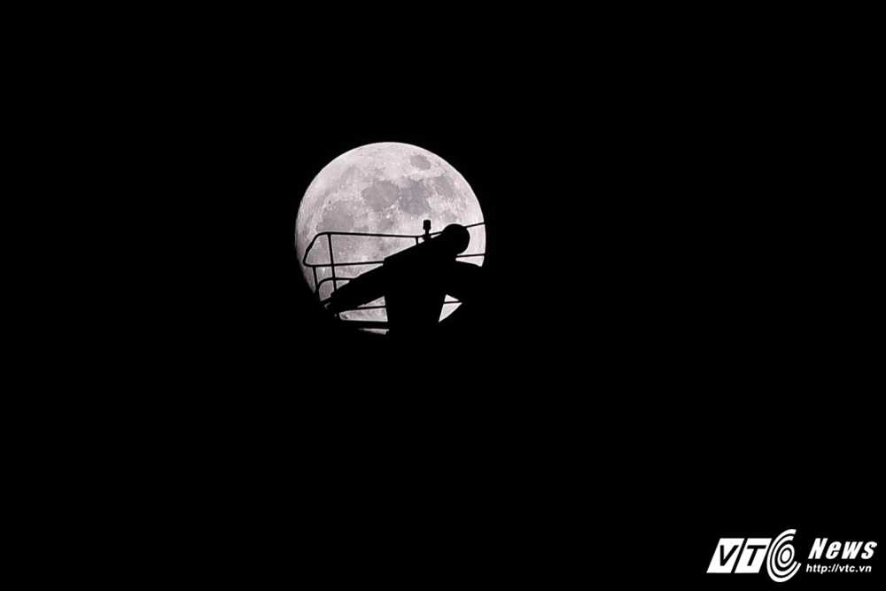 Moon-2