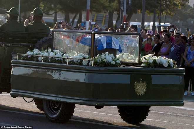 Hanh trinh cuoi cung cua lanh tu Fidel Castro ve noi an nghi hinh anh 6