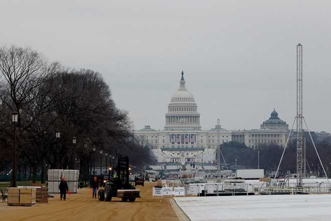 'Dai cong truong' Washington D.C. truoc ngay Trump nham chuc hinh anh 1