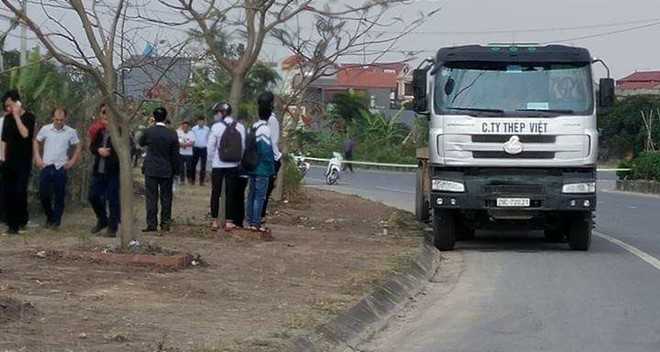 Tai xe tu vong nhieu ngay trong oto hinh anh 1