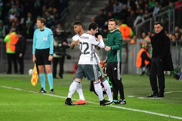 Mourinho bao tin buon truoc chung ket League Cup hinh anh 1
