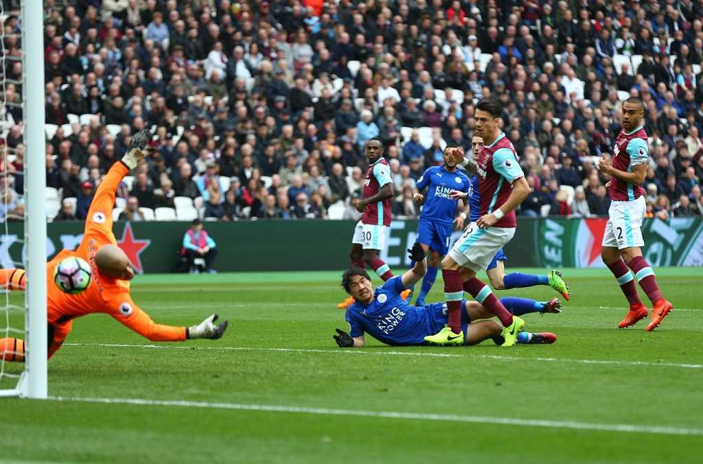 Leicester thang tran thu tu lien tiep sau thay tuong hinh anh 3