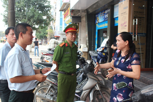 ha-noi-dua-may-xuc-dep-via-he-o-huyen-ngoai-thanh-1