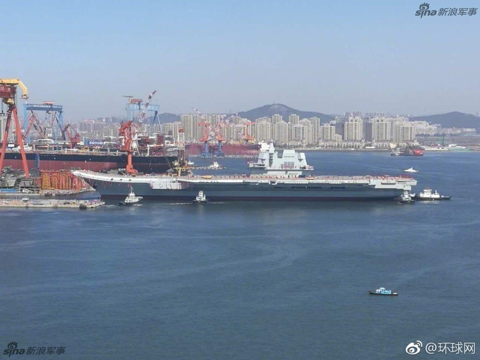 Diem yeu cua tau san bay Trung Quoc so voi tau My hinh anh 2