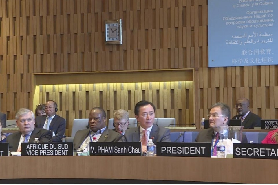 Hinh anh Dai su Pham Sanh Chau tra loi phong van cho vi tri Tong Giam doc UNESCO 10