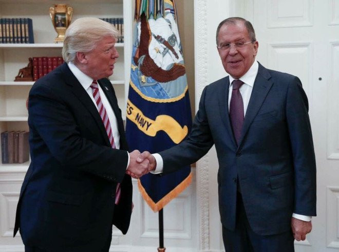 Nha Trang tuc toi vi Nga dang anh Trump gap Ngoai truong Lavrov hinh anh 1