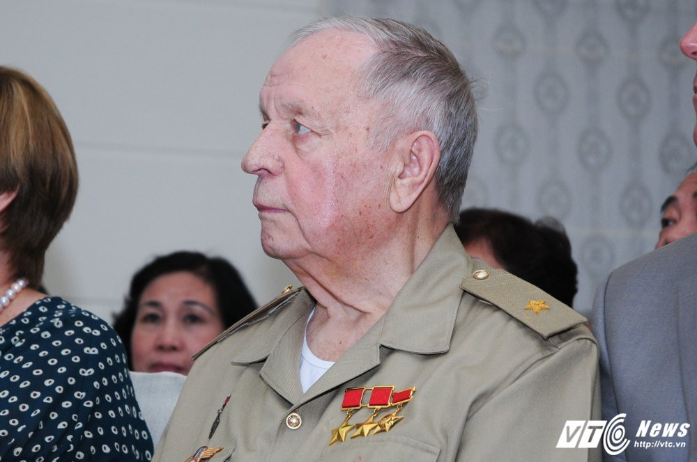 Hinh anh Ong Gorbatko, phi hanh gia Lien Xo tung bay cung Pham Tuan vao vu tru qua doi 9