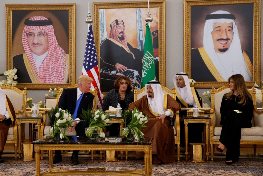 Saudi Arabia tiep don ong Trump nong hau, trai nguoc thoi Obama hinh anh 7