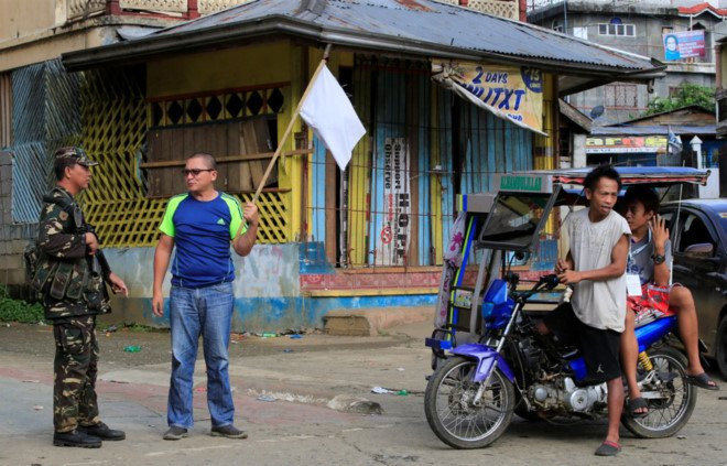 Philippines: Giao tranh IS du doi, dan giuong co trang hinh anh 1
