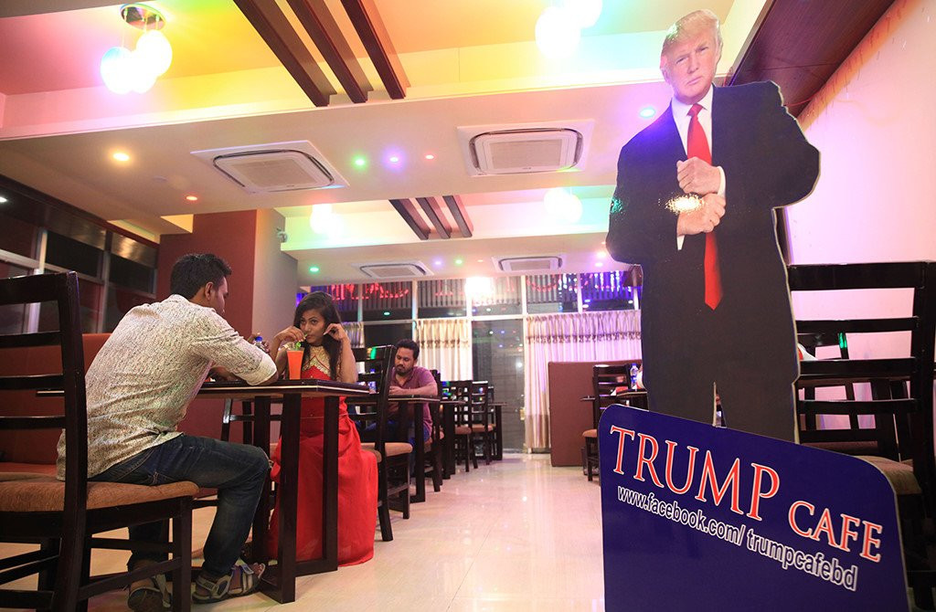 Cafe 'Donald Trump' hut khach tai Bangladesh hinh anh 2