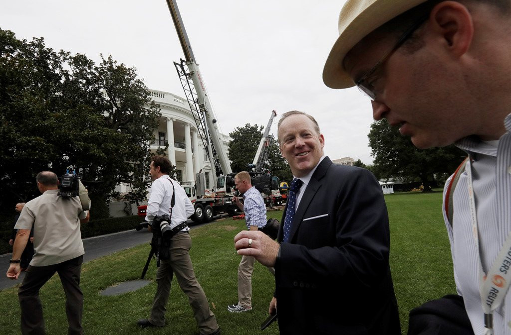 Tong thong Trump di nghi 17 ngay, Nha Trang dai trung tu hinh anh 9