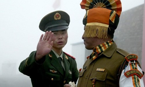 binh-si-trung-quoc-an-do-u-da-tai-bien-gioi