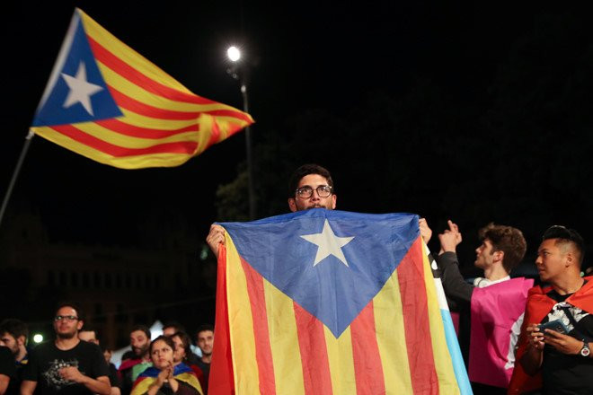 catalan tách khỏi tây ban nha