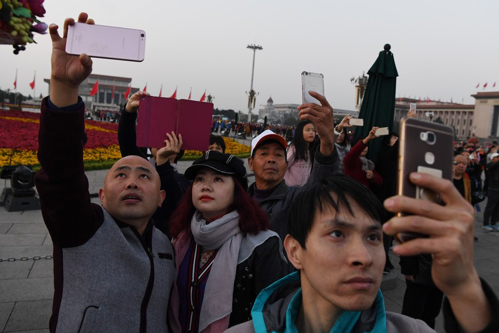 Ket thuc Dai hoi 19, Trung Quoc buoc vao 'ky nguyen moi' hinh anh 3