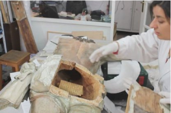 tim-thay-chiec-hop-thoi-gian-trongtuong-chua-jesus-1-1449273