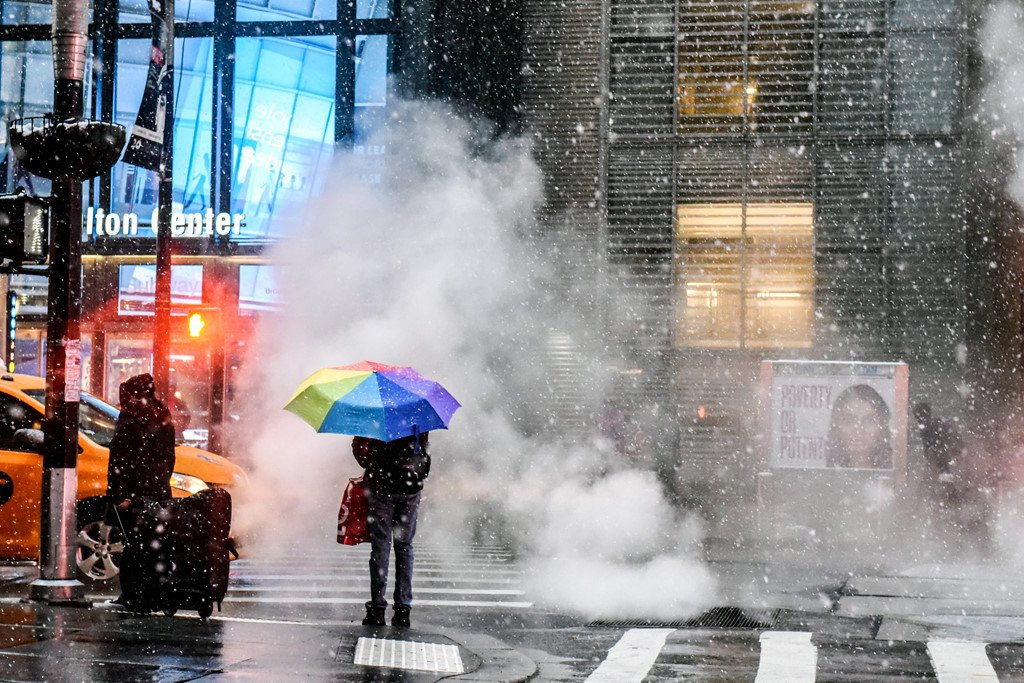 Bao tuyet tan cong Bo Dong nuoc My, 260.000 nguoi bi mat dien hinh anh 2