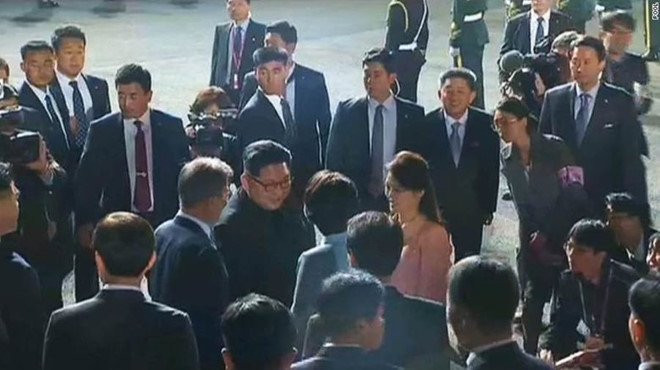 Kim Jong Un chia tay Han Quoc, ket thuc chuyen tham lich su hinh anh 2