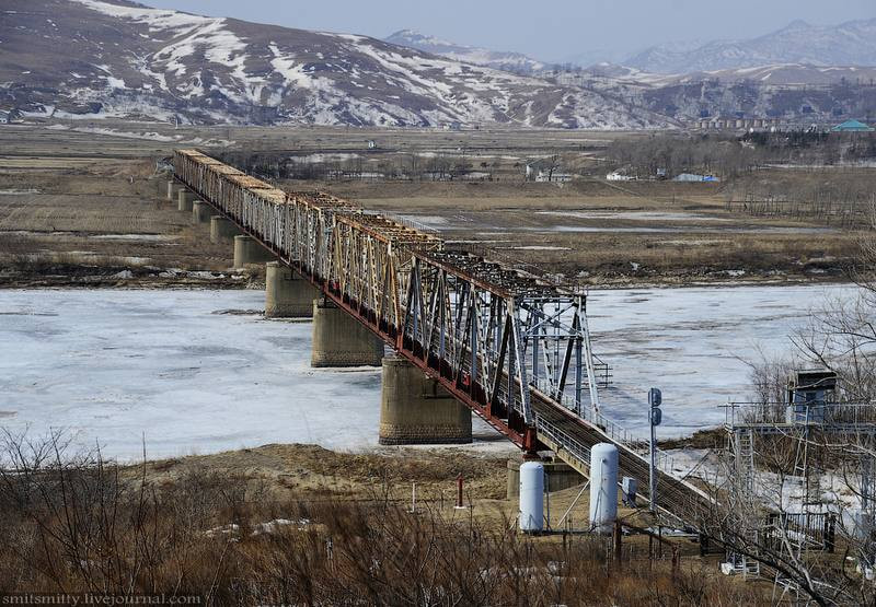 1521894935_rossiya-planiruet-postroit-most-v-severnuyu-koreyu