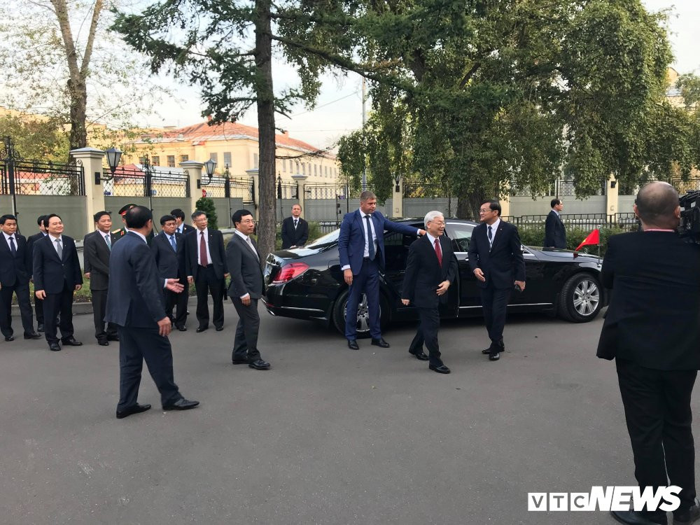 40995570_396553467544357_7458566298436370432_n